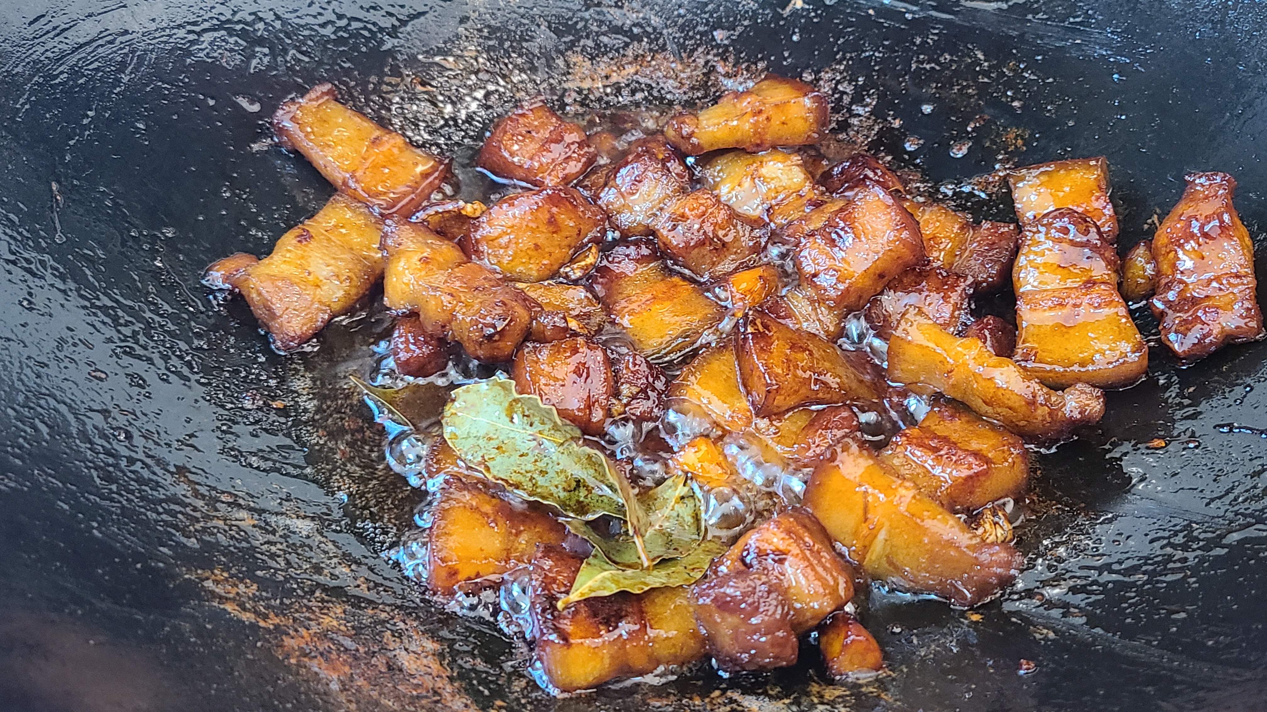 五花肉吃得多了，還是這種家常做法好吃，簡單下飯又營養