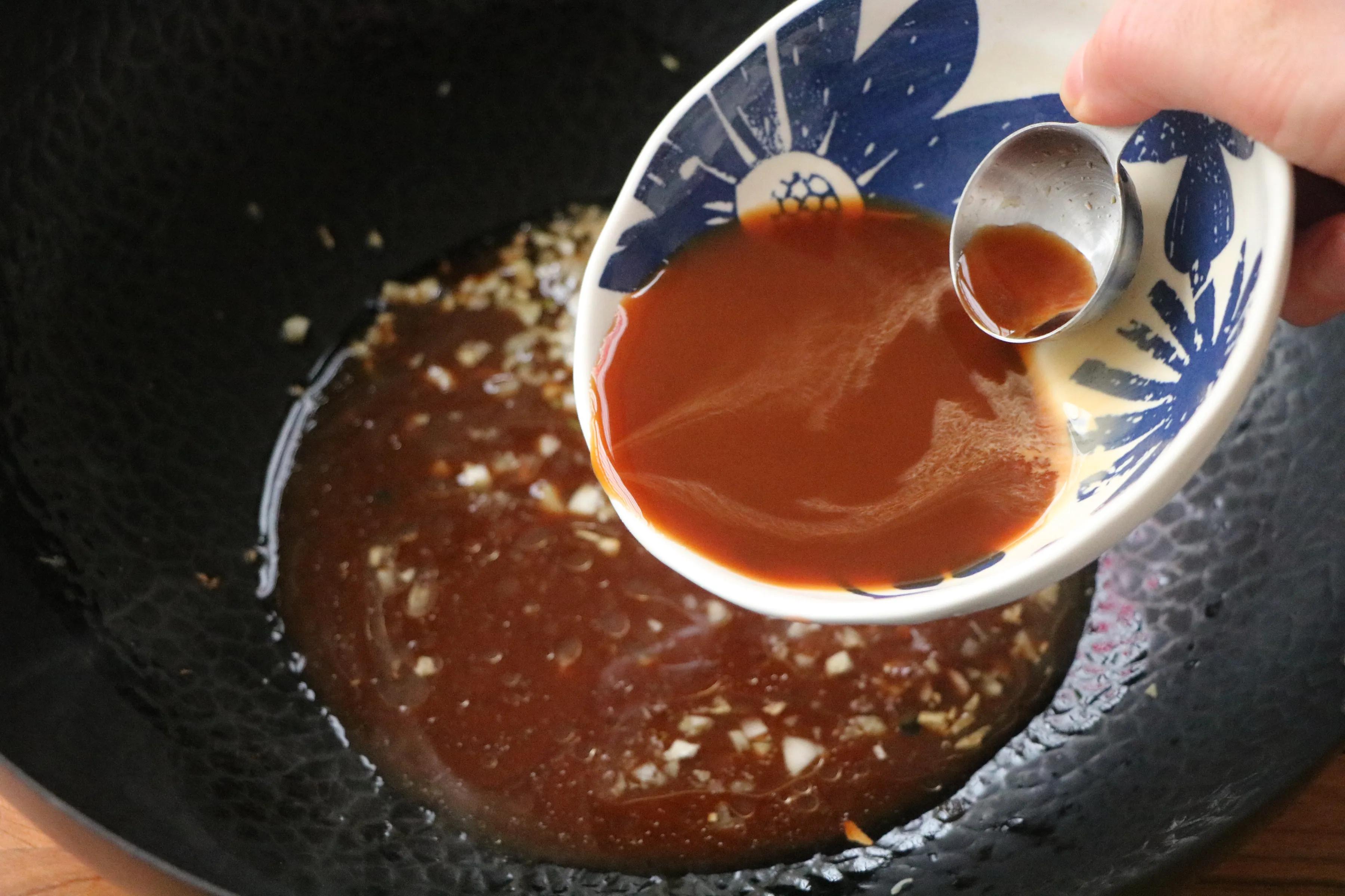 自從學會茄子這個做法，茄子再也不要過油了，一碗醬汁又香又下飯