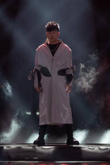胡彥斌國風改編《浪子閑話》彰顯深厚功力 獲95票高分全程驚喜迭出