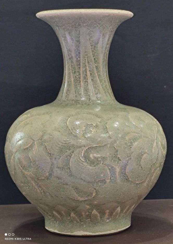 Northern Song Dynasty Yaozhou Kiln Celadon Carved Vase - iNEWS