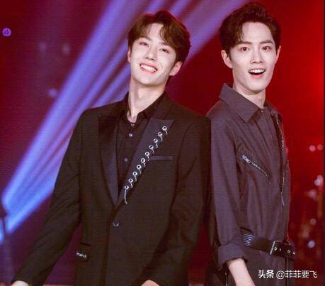 Xiao Zhan and Wang Yibo once again gather on the same stage at the 2021 ...