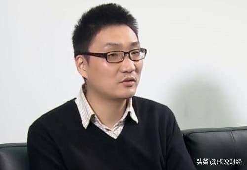 黄峥辞任董事长，股票1：10投票权失效，谁将主导拼多多未来？