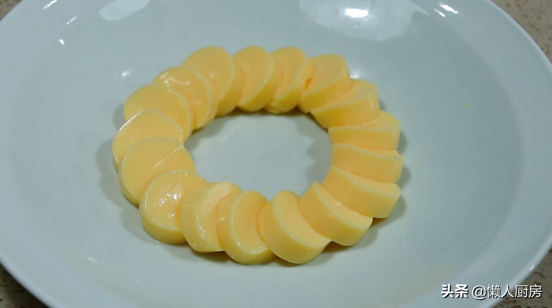 蒸雞蛋，別只會用老一套，加點它們，雞蛋又嫩又滑，擺盤又好看