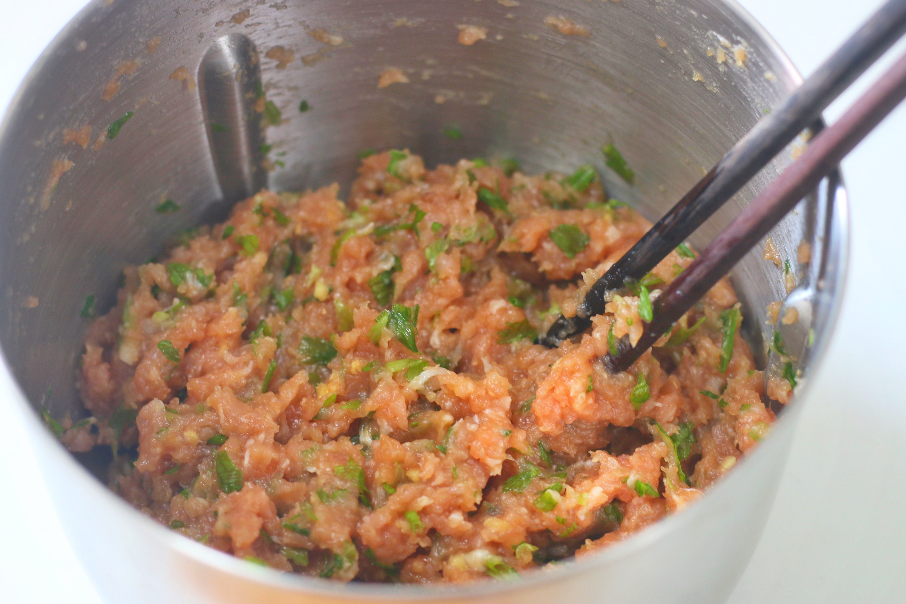 早餐就好這一口，絞點兒肉餡兒就成，跟餃子一樣好吃