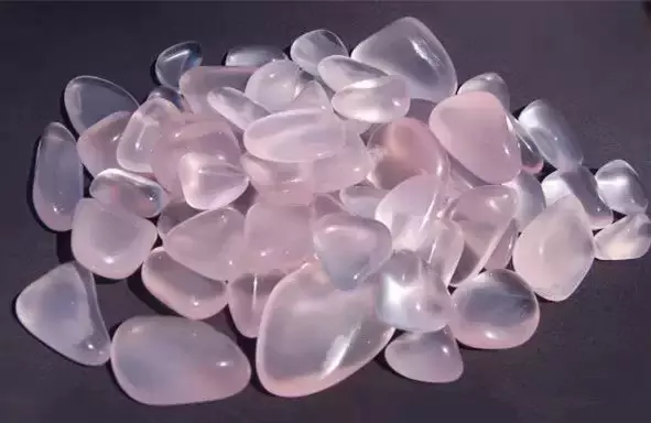 “爱情之石”——芙蓉石
