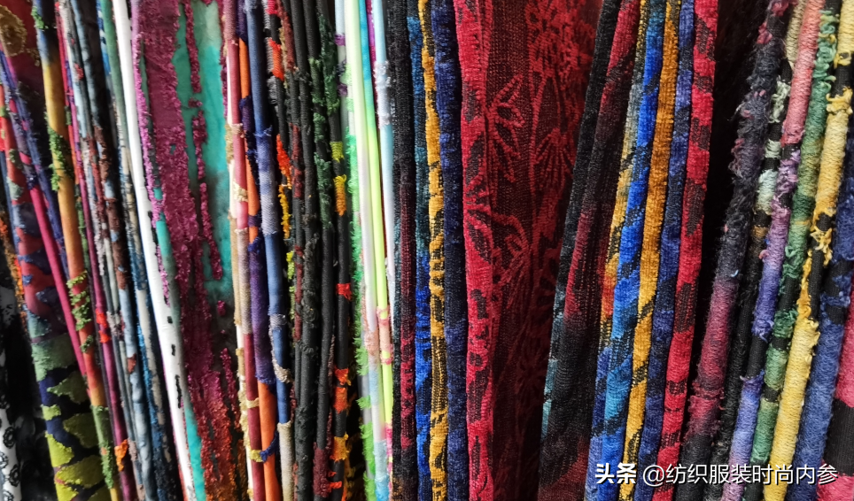回味九月PH Value！解锁趣味针织展品，搜罗现场新潮