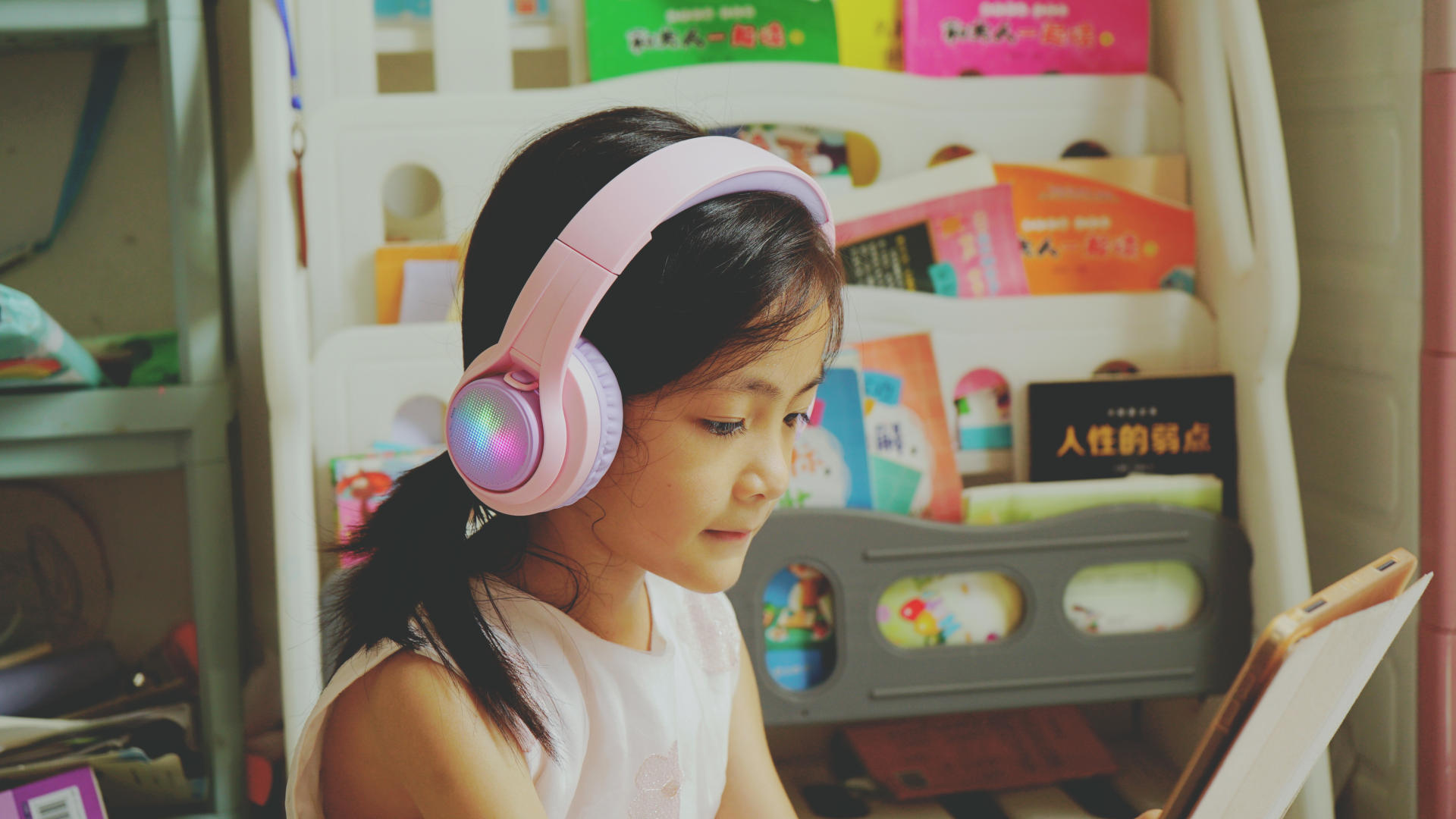 有小孩子也能互不打扰！趣倍BTH16儿童耳机网课必备神器