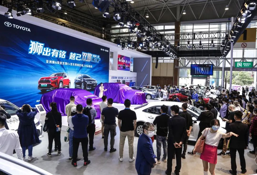 有速腾和星瑞的A+级轿车市场，还缺一辆亚洲狮吗？