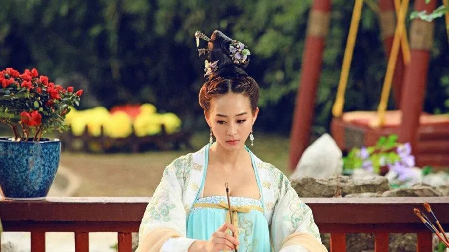 10首才女诗词，优雅了时光，温柔了岁月-第3张图片-非凡网