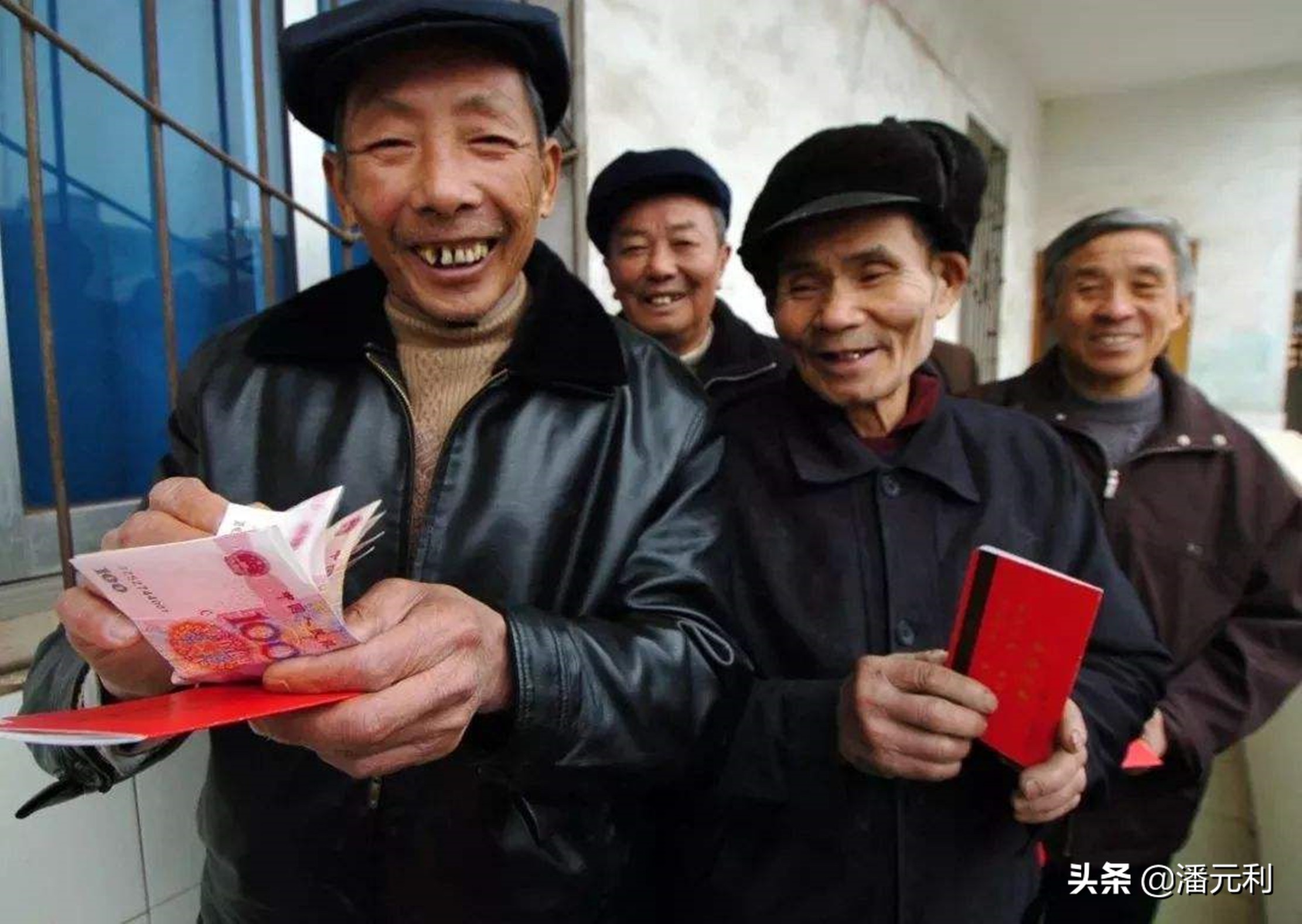 潘元利：农村老人的钱够他们养老吗?