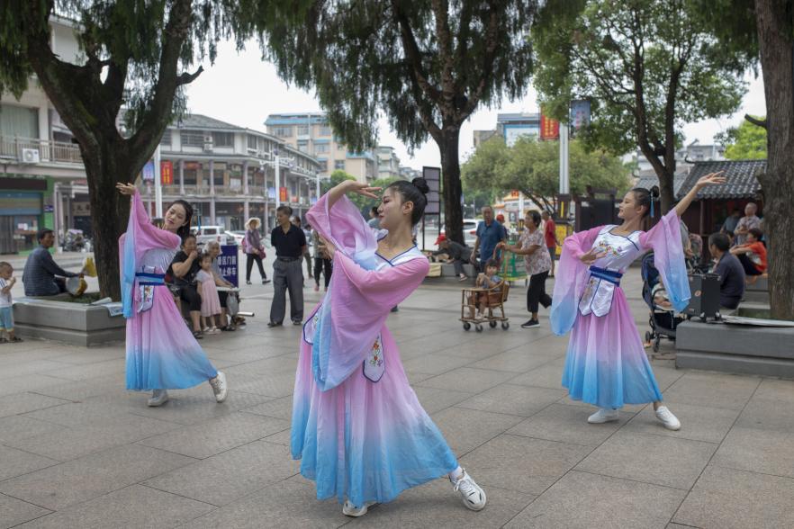 一城瞩目！9月17日恭城徐福·桃花源城市展厅惊艳绽放