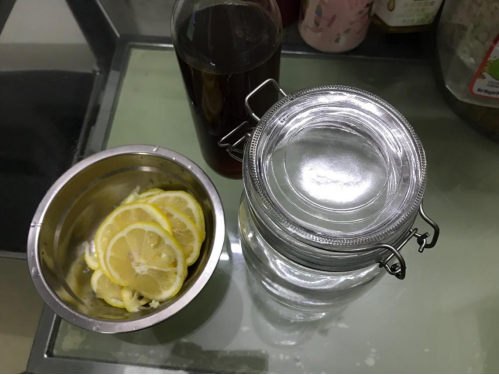 小小柠檬作用大，清爽解腻，长期饮用还有美白功效
