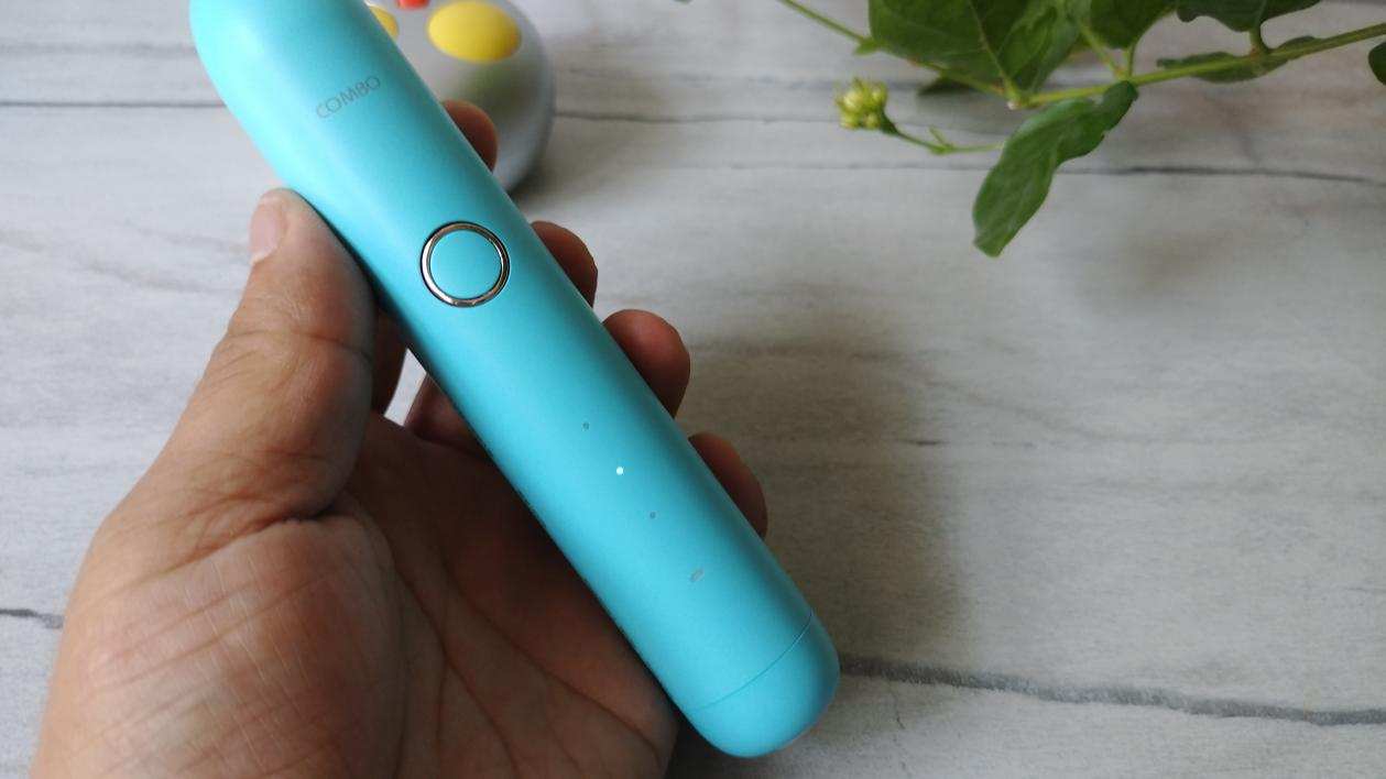 让你的孩子爱上刷牙，Combo咸蛋超人儿童电动牙刷使用评测