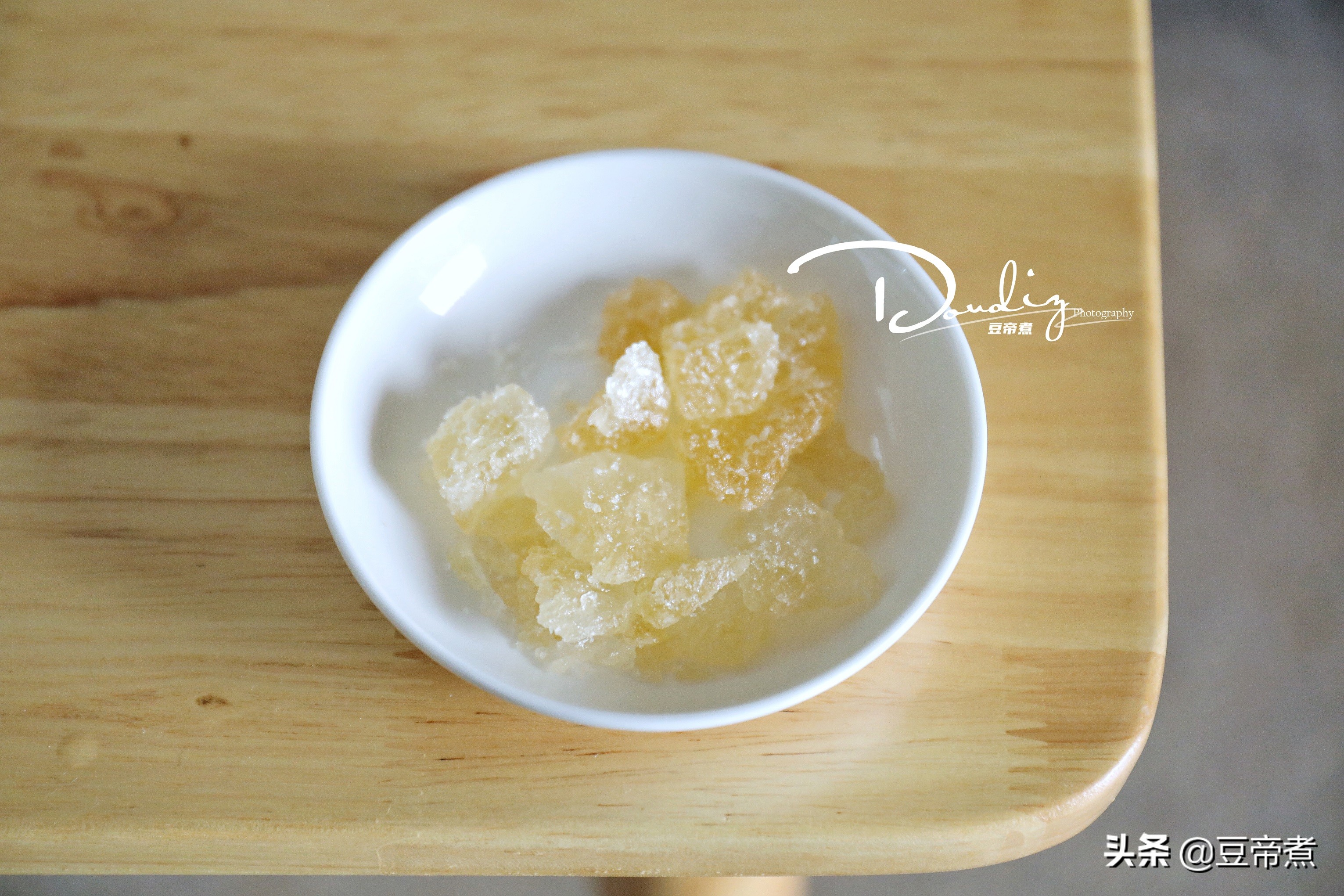 煲个糖水给老妈和媳妇喝，获得一致的好评，其实制作完全不费事