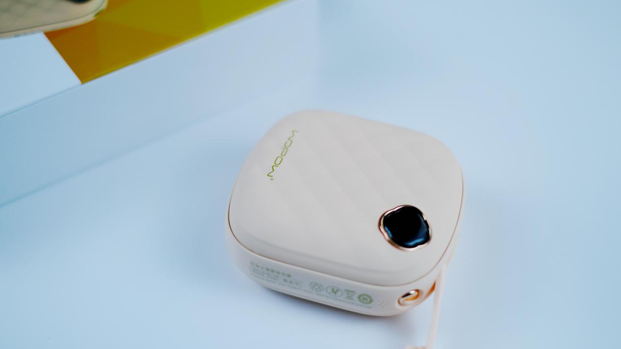 沃品WH-07暖手充电宝亲测，小姐姐寒冬暖手秘诀