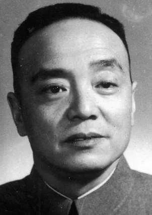 鄧小平復出后，憑著這幾位將領(lǐng)穩(wěn)定了軍隊的形勢，他們是誰呢？