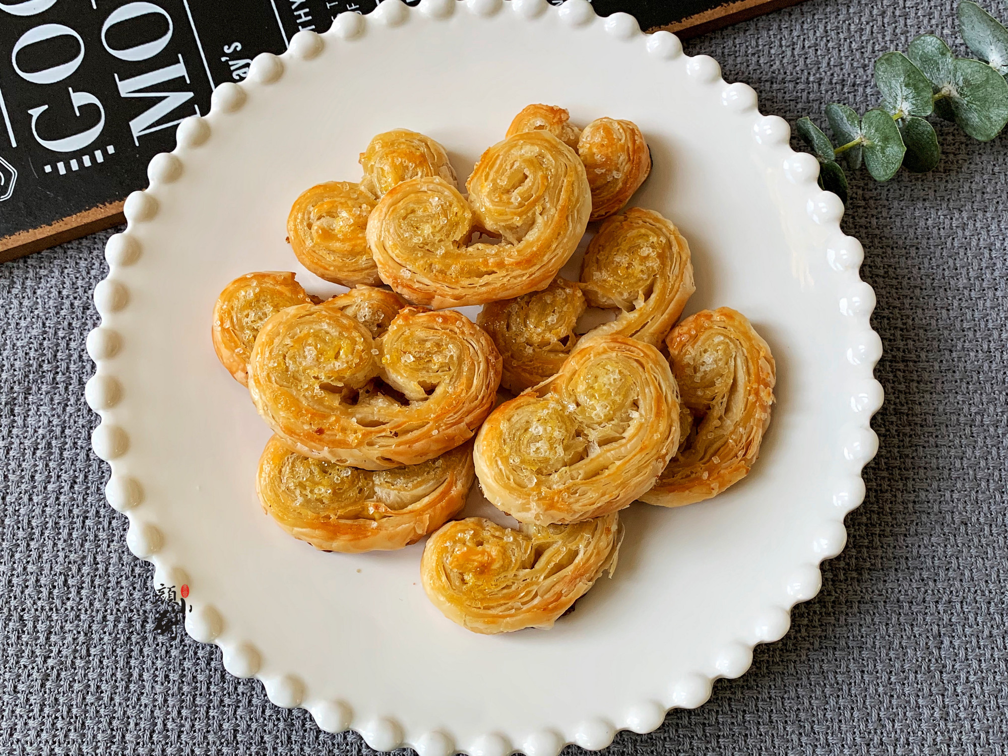 自從學會了做這個，我家沒少吃，撒上白糖一烤，又酥又甜，好吃