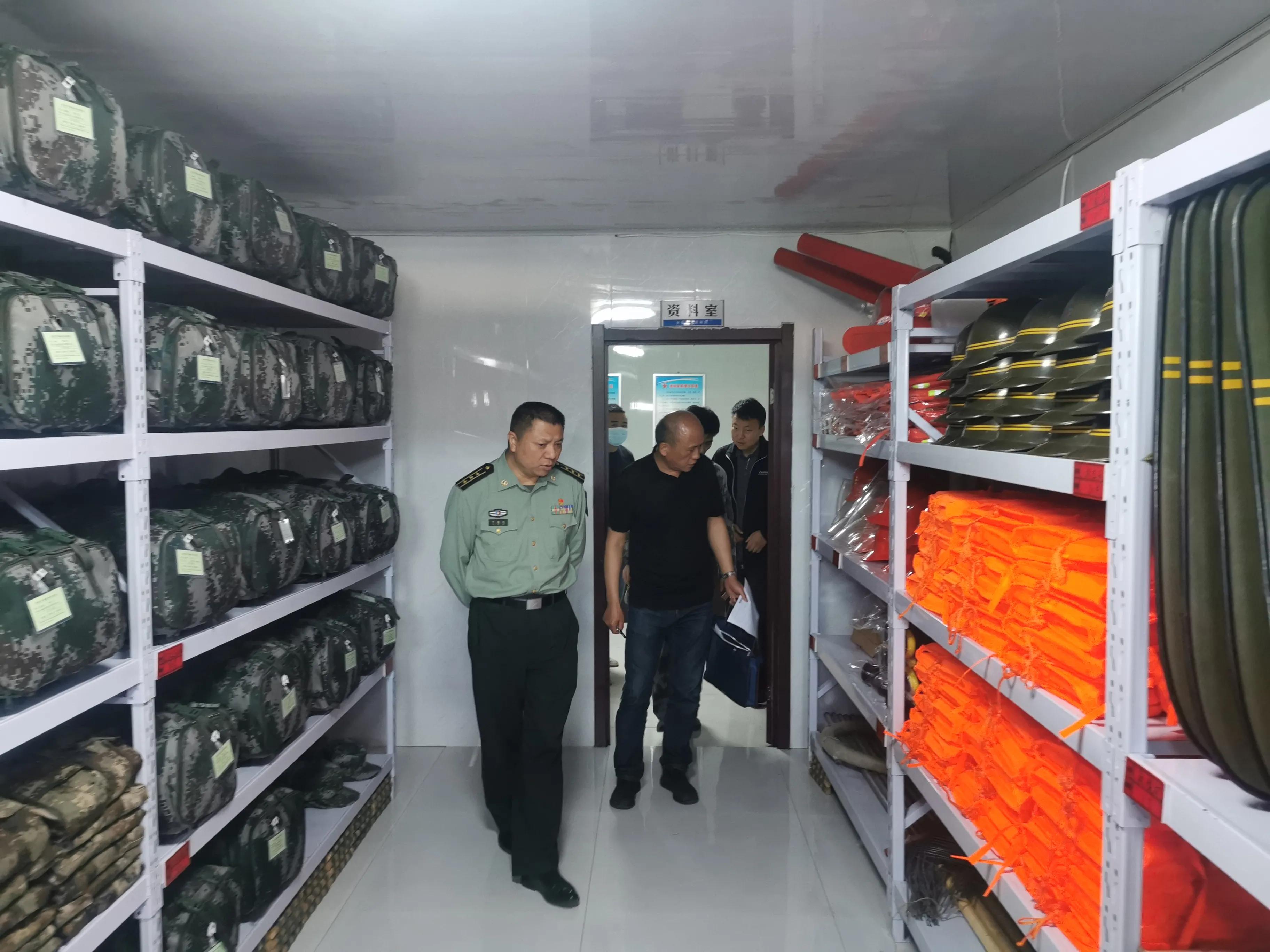 双鸭山市军分区动员处处长于德志一行检查指导"两室一库"建设工作
