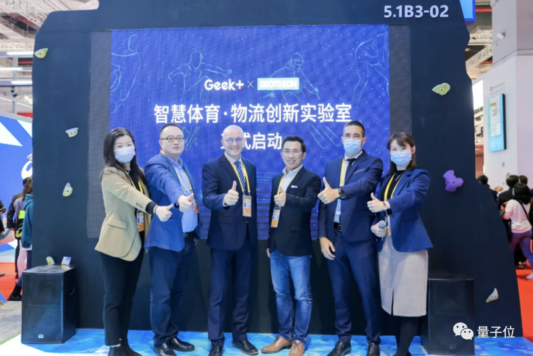 两家外企的长三角仓库，活儿竟全被中国机器人承包了