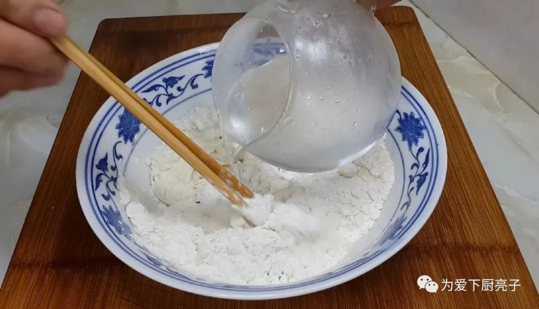 家常蔬菜捲餅做法，掌握配方技巧，張張柔軟勁道，真的太好吃了