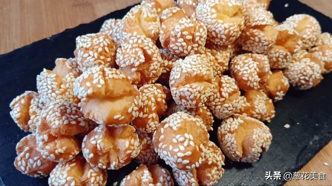 過年必備小零食開口笑做法，個個香酥開口有訣竅，孩子直呼太好吃