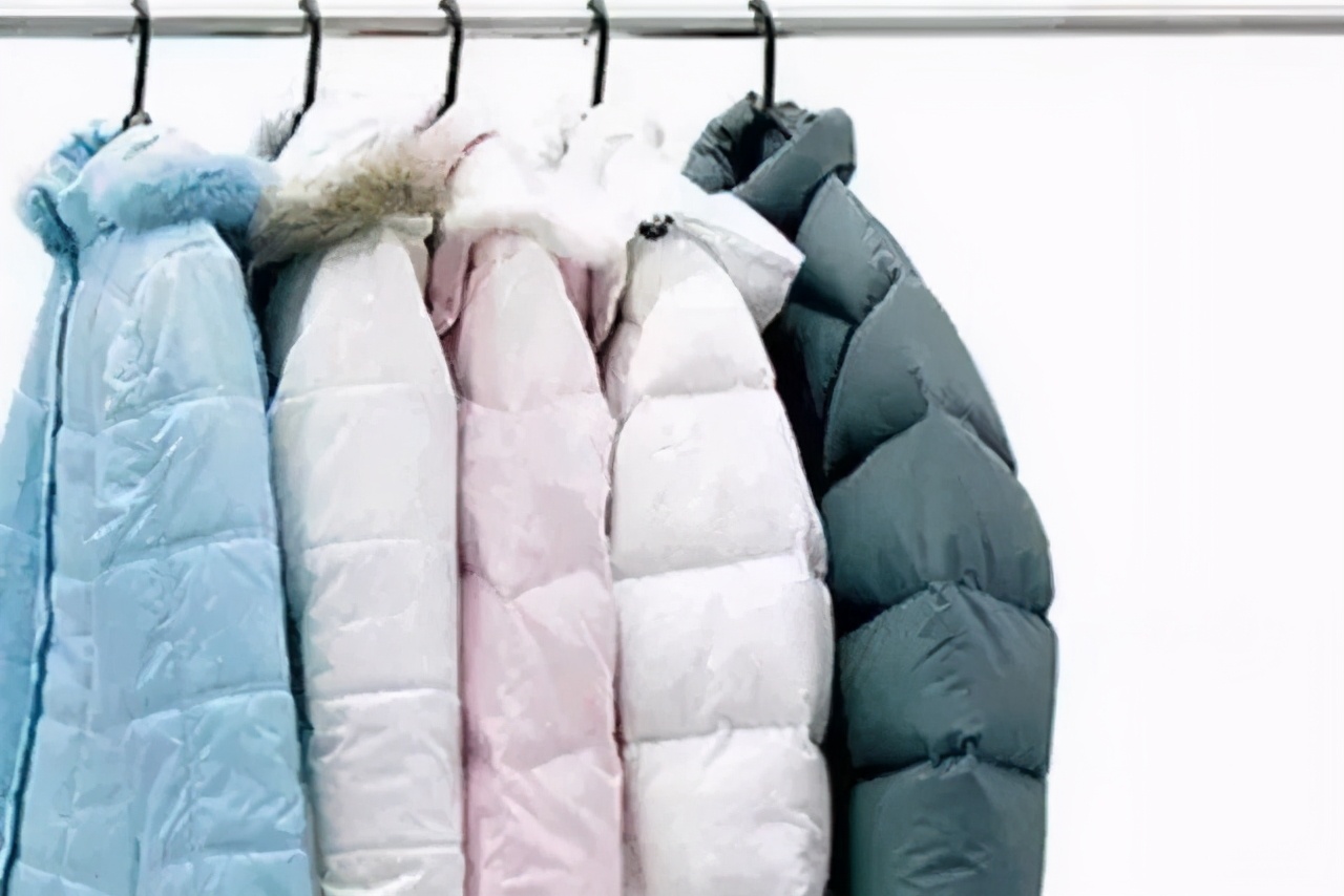 How to clean down jackets? Why does the down jacket not warm after washing? iNEWS