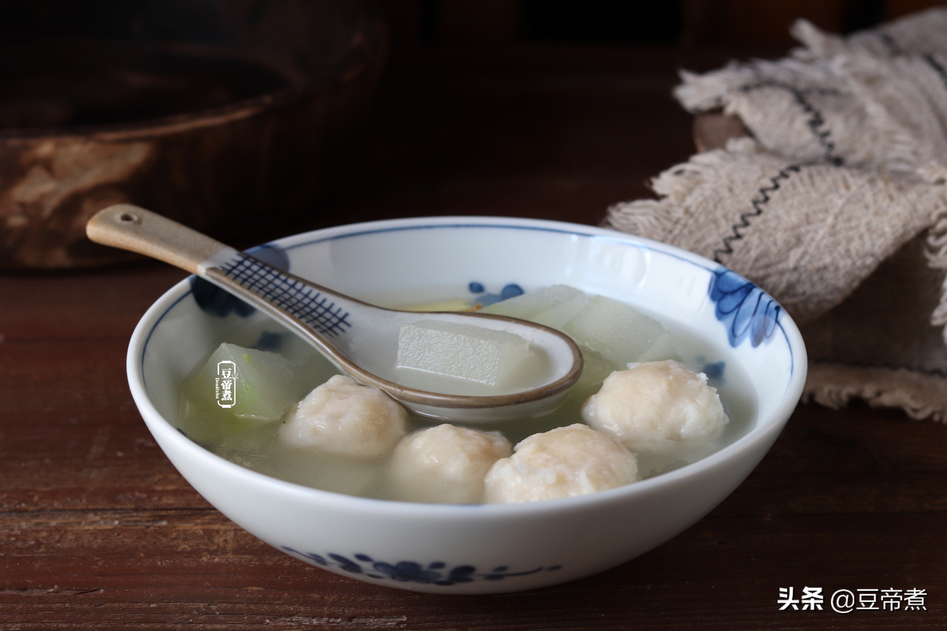 夏天可以常做的一道汤，汤清味美特好吃，吃过一次就忘不了