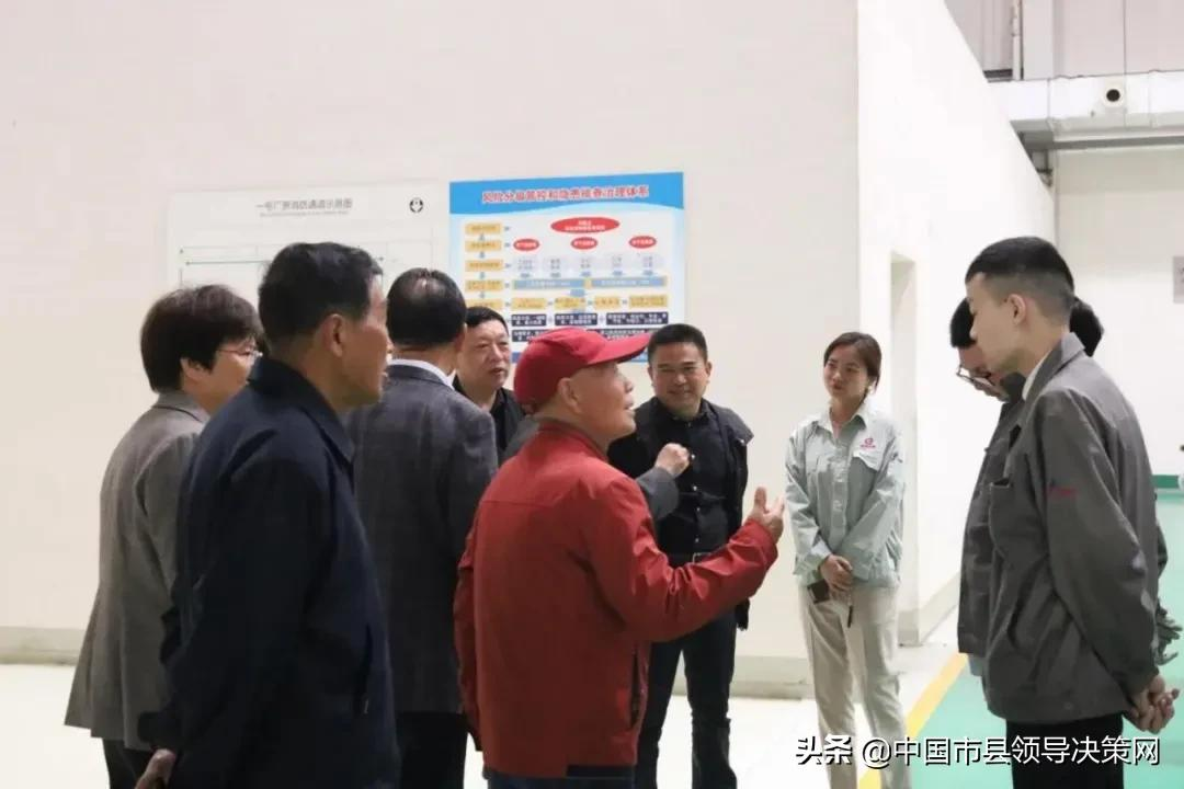 学党史 看发展 忆初心——建湖中专老同志支部开展党史学习教育活动