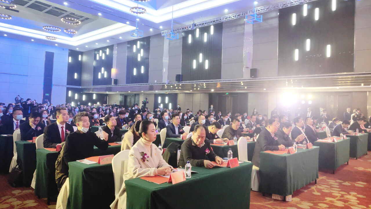 眾贏掌上寶賦能實體經濟全球啟動儀式在青島舉行