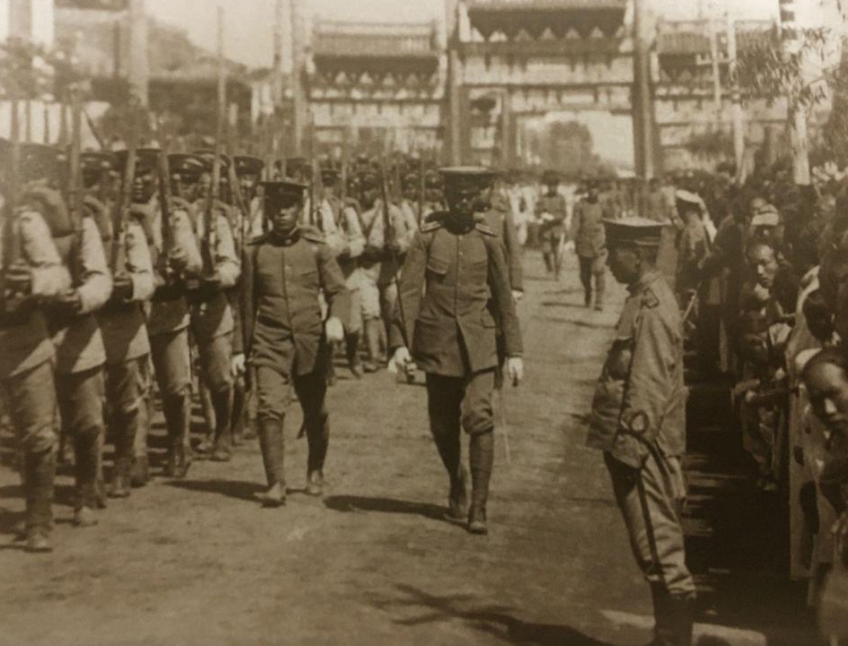 晚清时，众多文人士子为何热衷于投身军旅，非