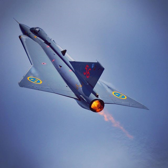 超越时代的科幻战机！瑞典60年前的经典之作！萨博35战斗机