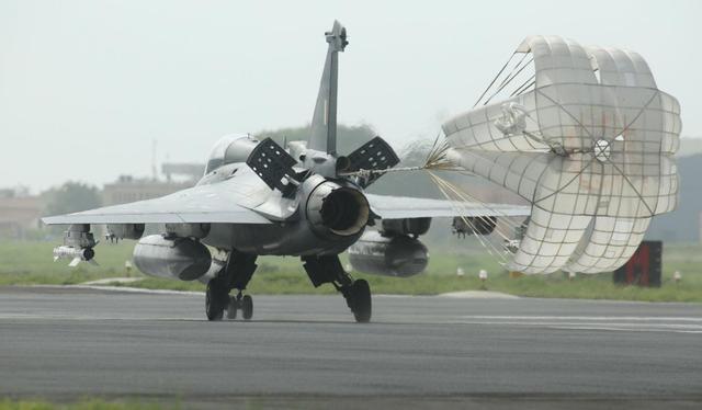 印度空军司令出人意料地反驳了拉瓦特的说法，