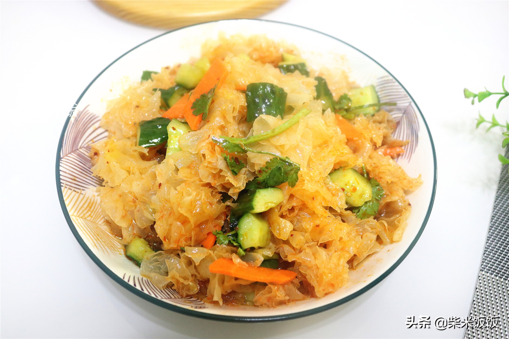 這一食材別總燉湯了，換種簡單吃法，入味又開胃，現在吃正合適