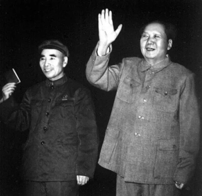 The great leader Mao Zedong - iNEWS