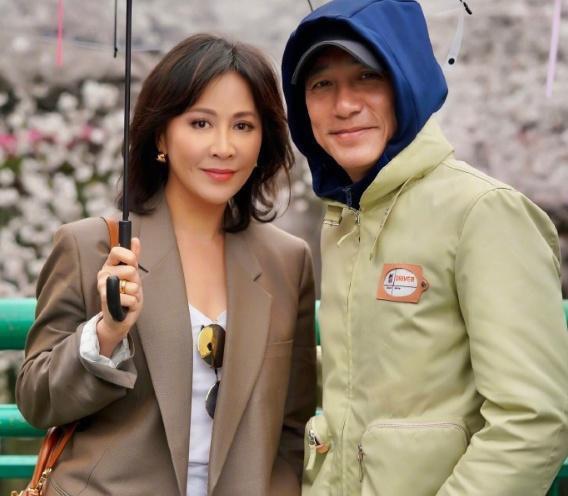 Tony Leung and Carina Lau show the beauty of love and marriage - iMedia