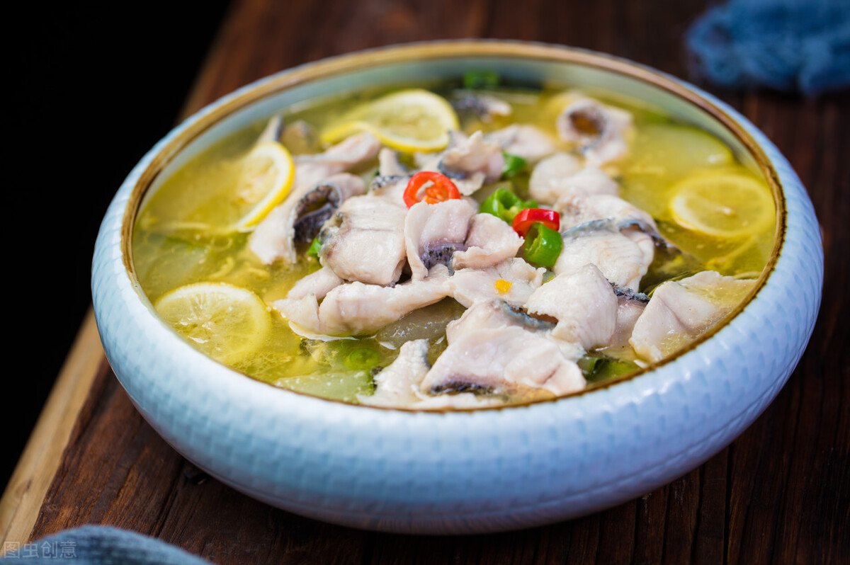 How to make pickled cabbage fish head soup iNEWS