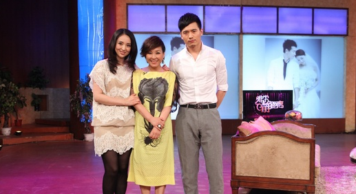 高云翔发文为女儿小酒窝庆生，为求董璇复婚大