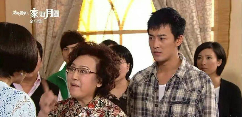 林峯悼念李香琴亲切喊奶奶，在《溏心风暴2》饰演对方最爱的孙子