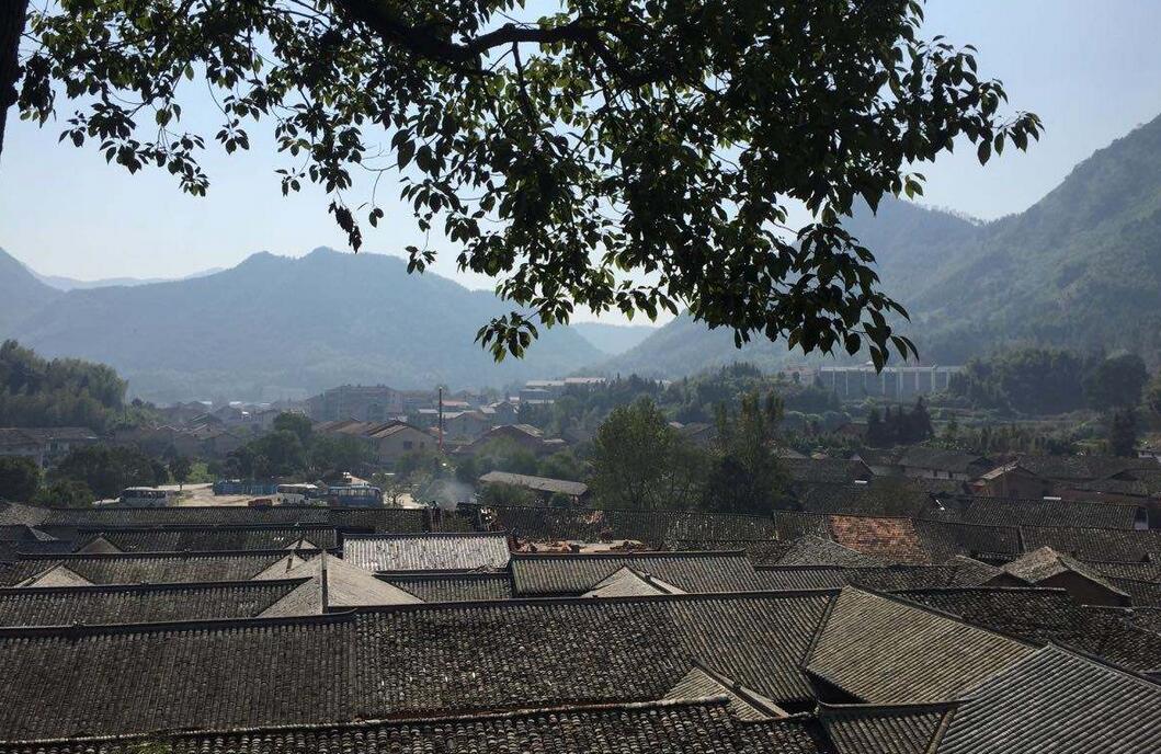湖南夏季最值得去的5个景点，最美少数民族特色村寨，叹为观止