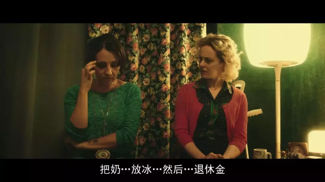 以为是恐怖片,结果笑到肾疼