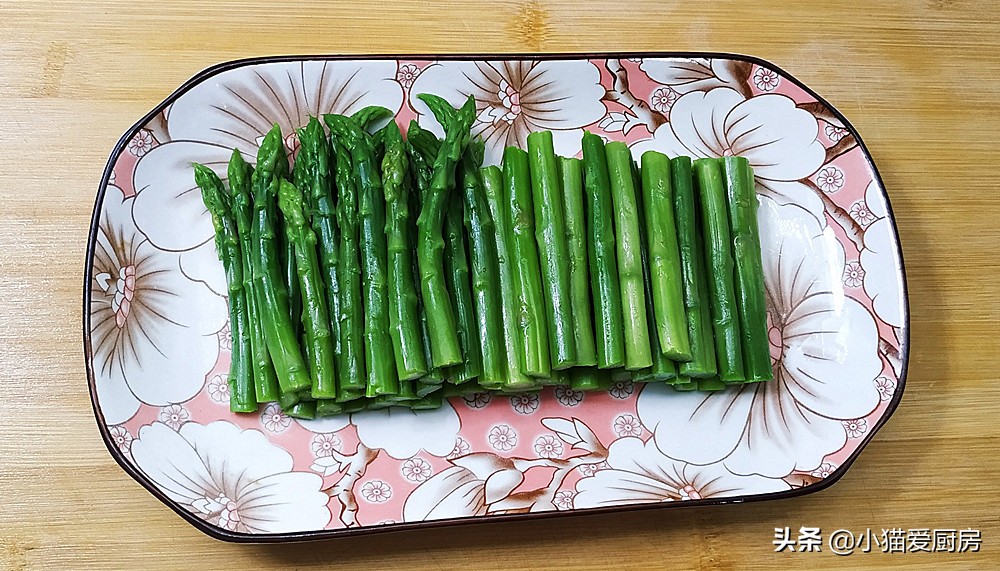 图片[9]-就是不吃肉也要多吃这菜 脆嫩爽口还不腻 简单一拌5分钟就上桌-起舞食谱网