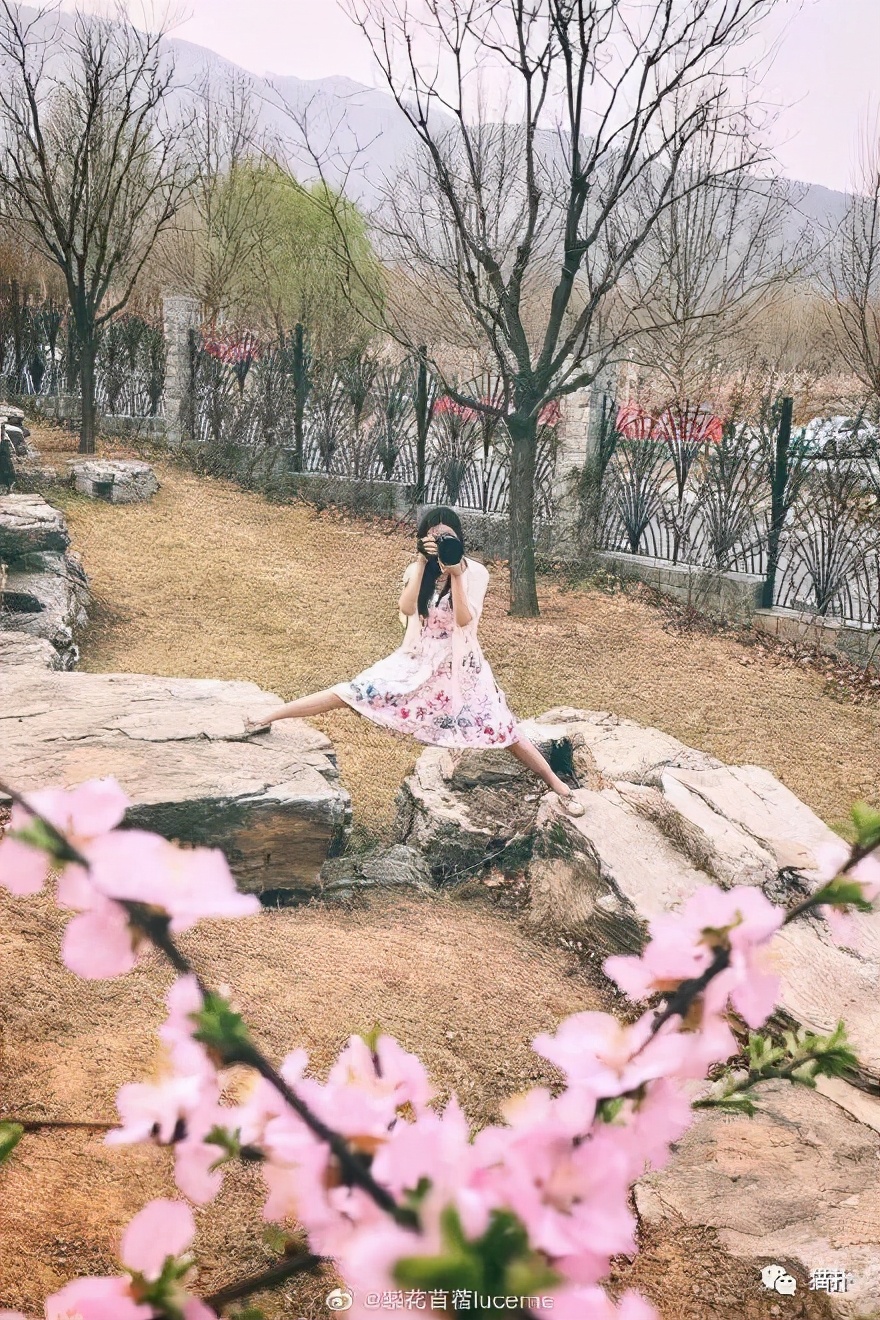 Does the girl give boudoir honey to take a picture with this kind of pose? The friendship that this looks even if spends a lot breaths out Hahahaha