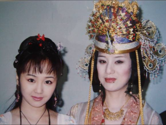 62岁李建群和导演同居27年没领证，今无子无女，患癌老得认不出