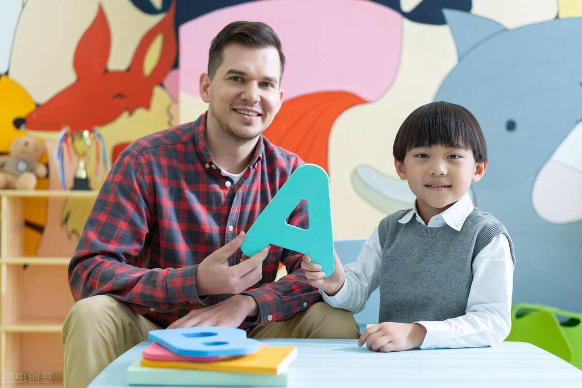 公立幼儿园VS私立幼儿园，差距明显选哪个？体验