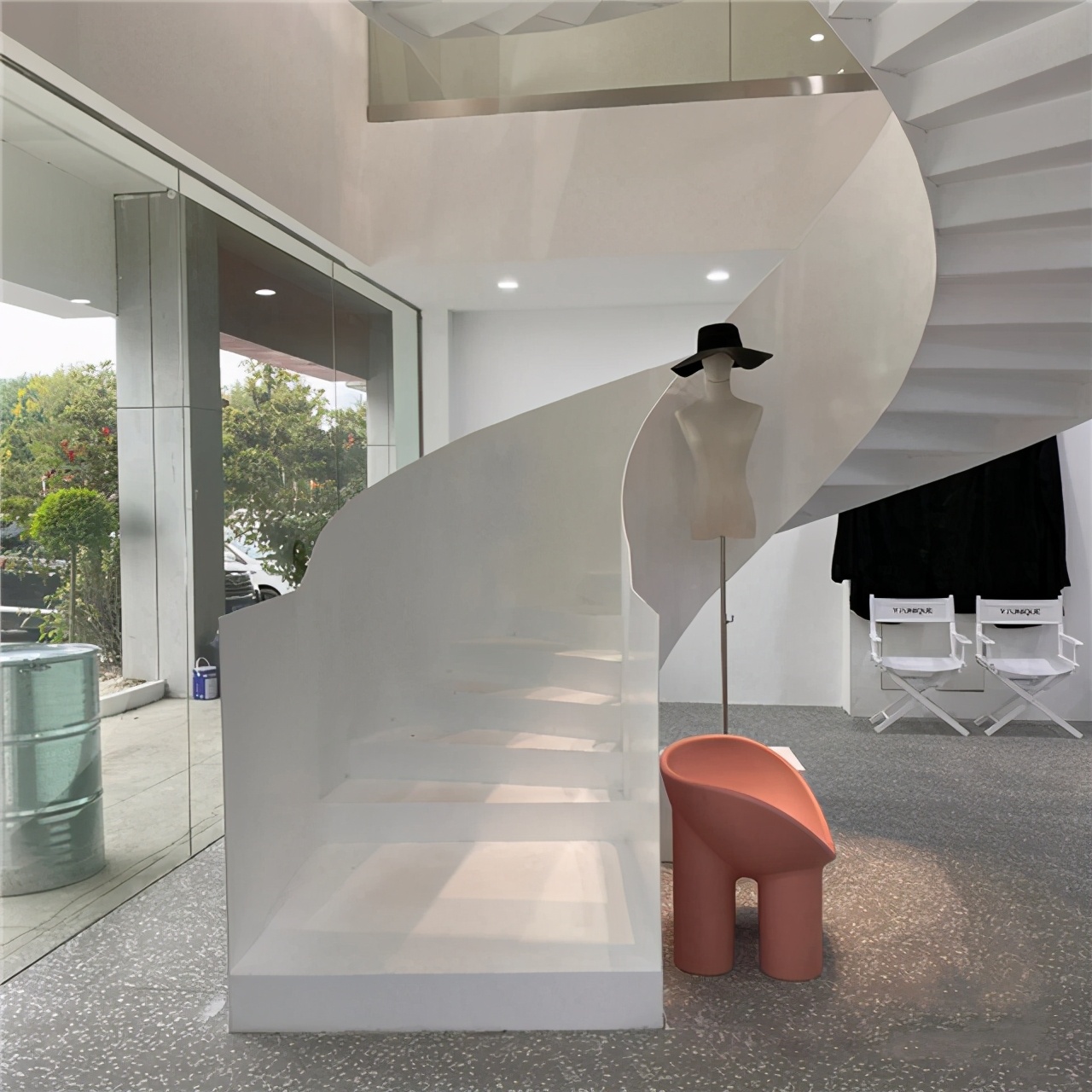 合肥服装集合店装修设计，服装+咖啡，混搭风新型实体店装修