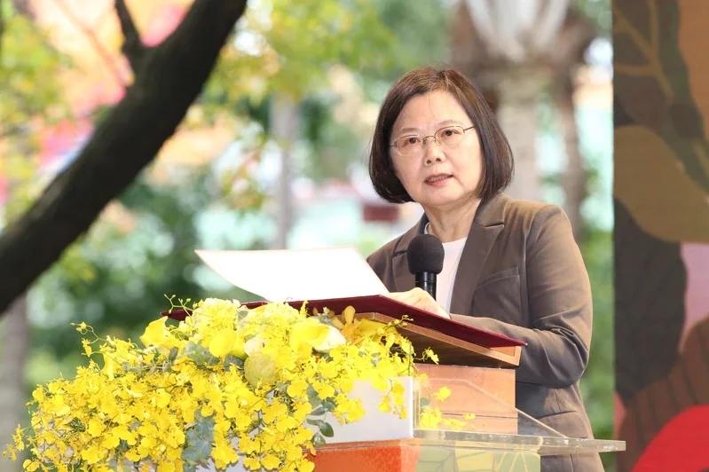 彭文正告蔡英文�博士論文造假�還有的玩台北地院被要求重審