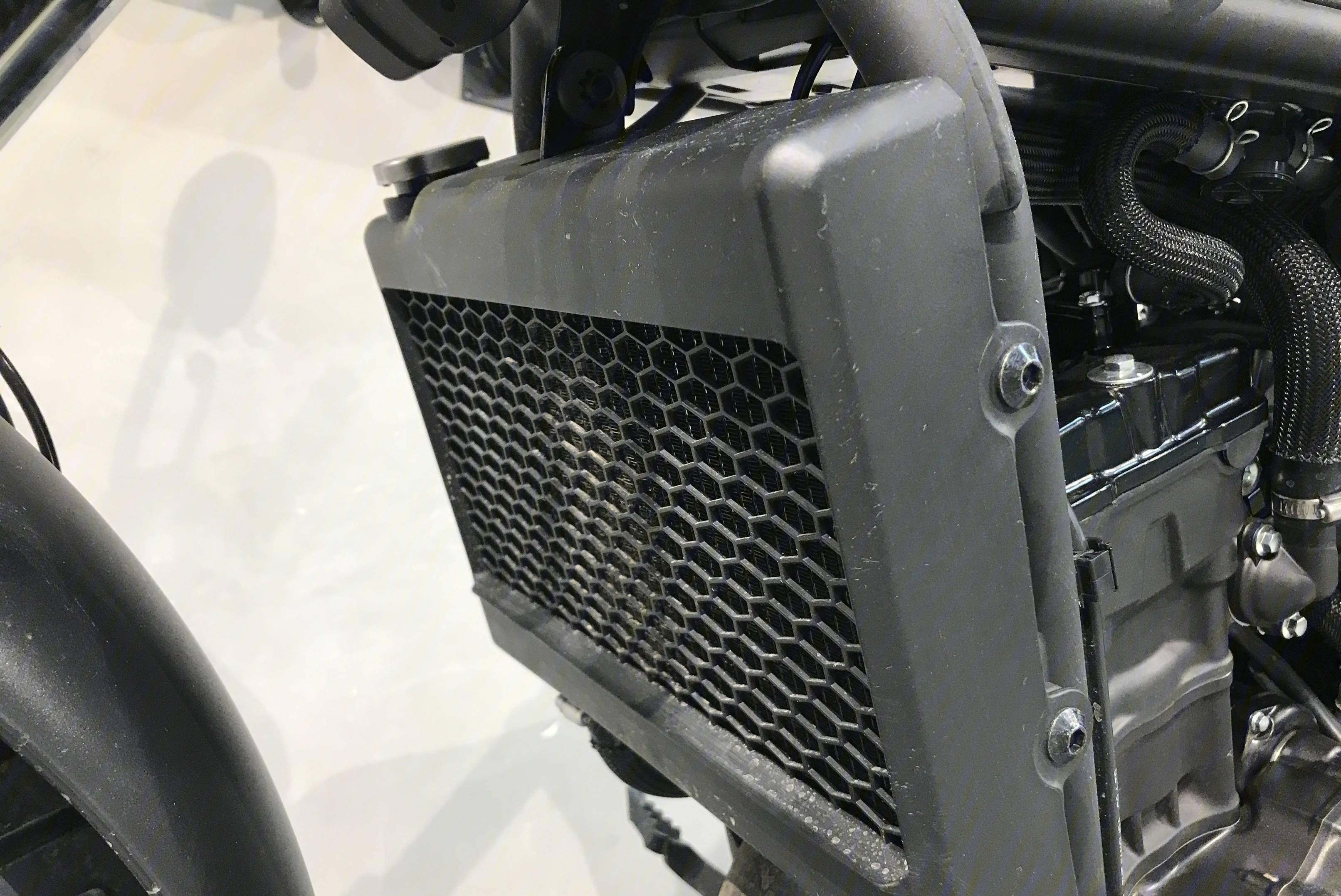 HONDA CM300 一款舒适而又省心的巡航入门车型