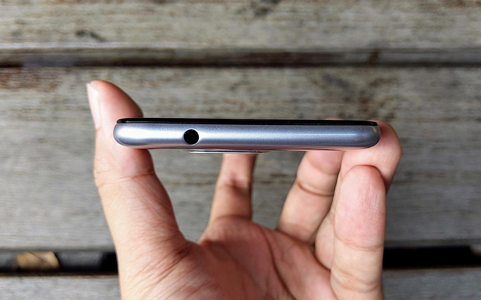 HTC新手入门系列产品千元手机级別新组员Desire 12s