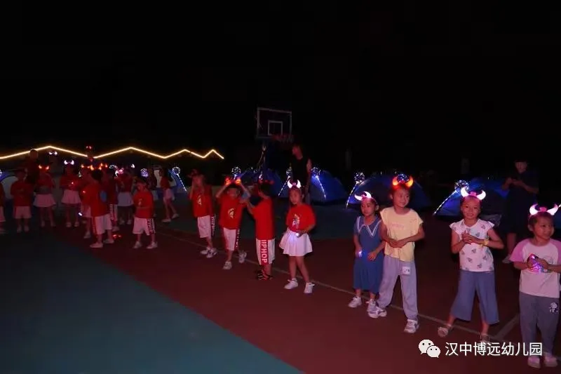 汉中博远幼儿园举行大班毕业典礼