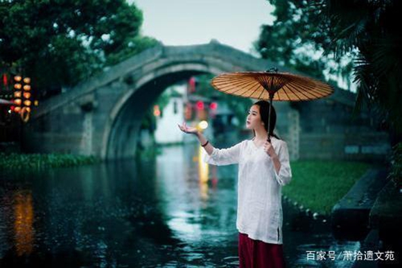 疑似相逢在梦中，一夜春梦无重数